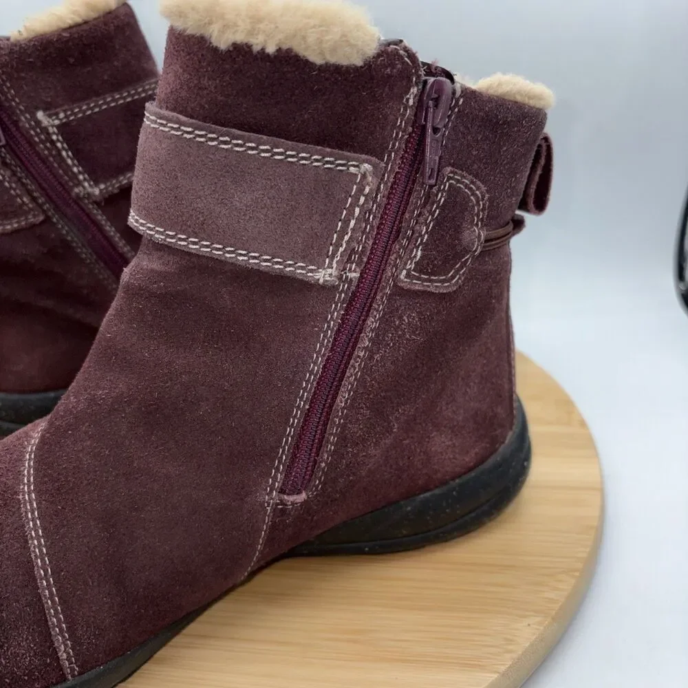 Clarks Collection Burgundy Suede Zip Ankle Booties Faux Fur Lined 9.5 Roseville